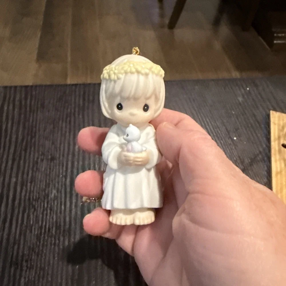 Precious Moments Ornament Figurine 1999 May Your Wishes for Peace Take Wing
